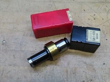 Nikken ZKG24-1/4PU Bilz #2 tapping chuck quick change adapter 1/4" pipe tap