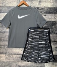 Nike Boys 2pc Outfit Shirt  Shorts Set Size L Large 14/16