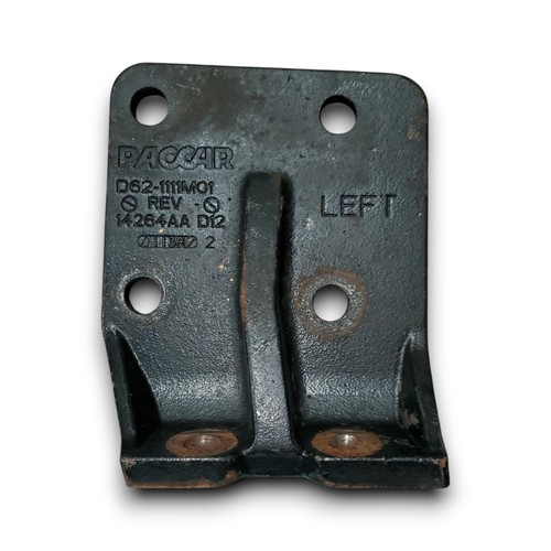 Cummins ISX Paccar LH Rear Engine Mount Used D621111M01