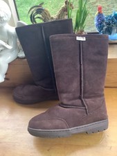Bearpaw Womens Brown Suede Sheepskin Boots Size 6 Mid Calf Fur Lined Winter Warm