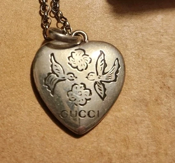 Gucci "Blind for Love" heart pendant in sterling silver And Necklace - Image 3 of 3