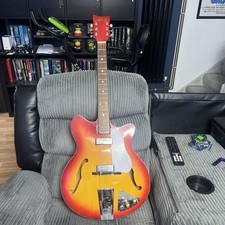 1960’s Electric Guitar,Vintage, Made in Japan (with gold pickups)