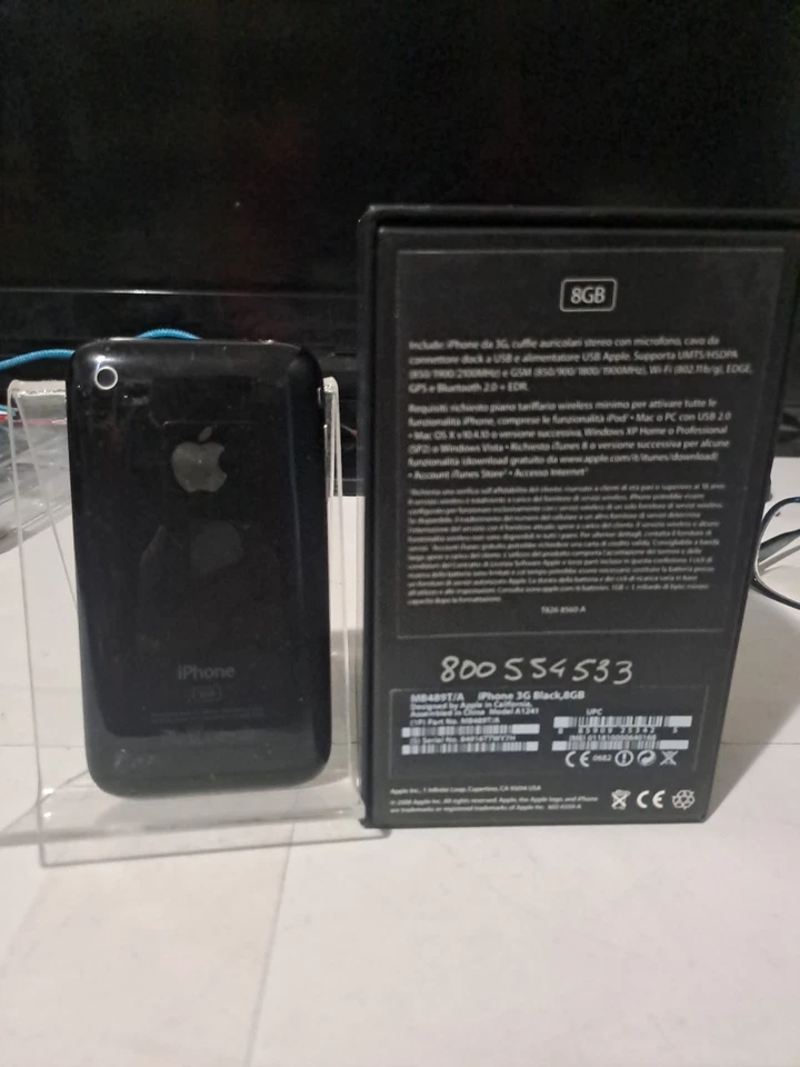 Apple iPhone 3g 8Gb Black Nuovo Imballato SIM Free Vintage Da Collezione - Immagine 2 di 2