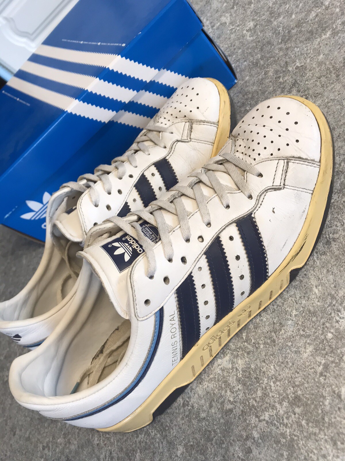adidas tennis royal