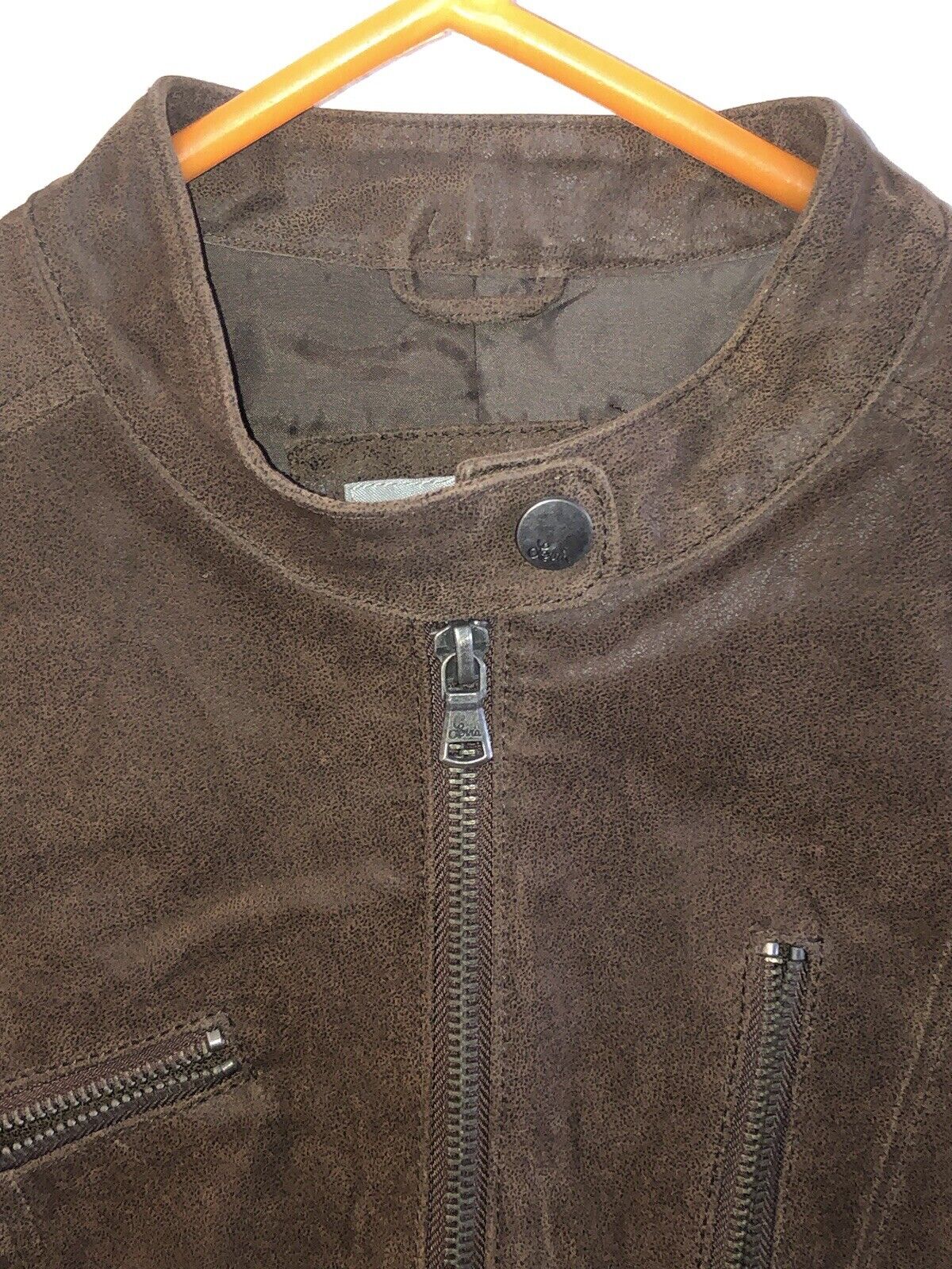 Picture 5 of 16