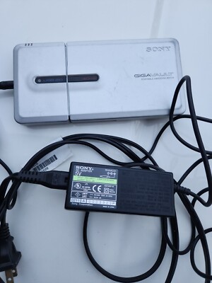 SONY GIGA VAULT PORTABLE HARDDISK MEDIA MODEL RHM40/USB INTERFACE ADAPTOR RHCU2