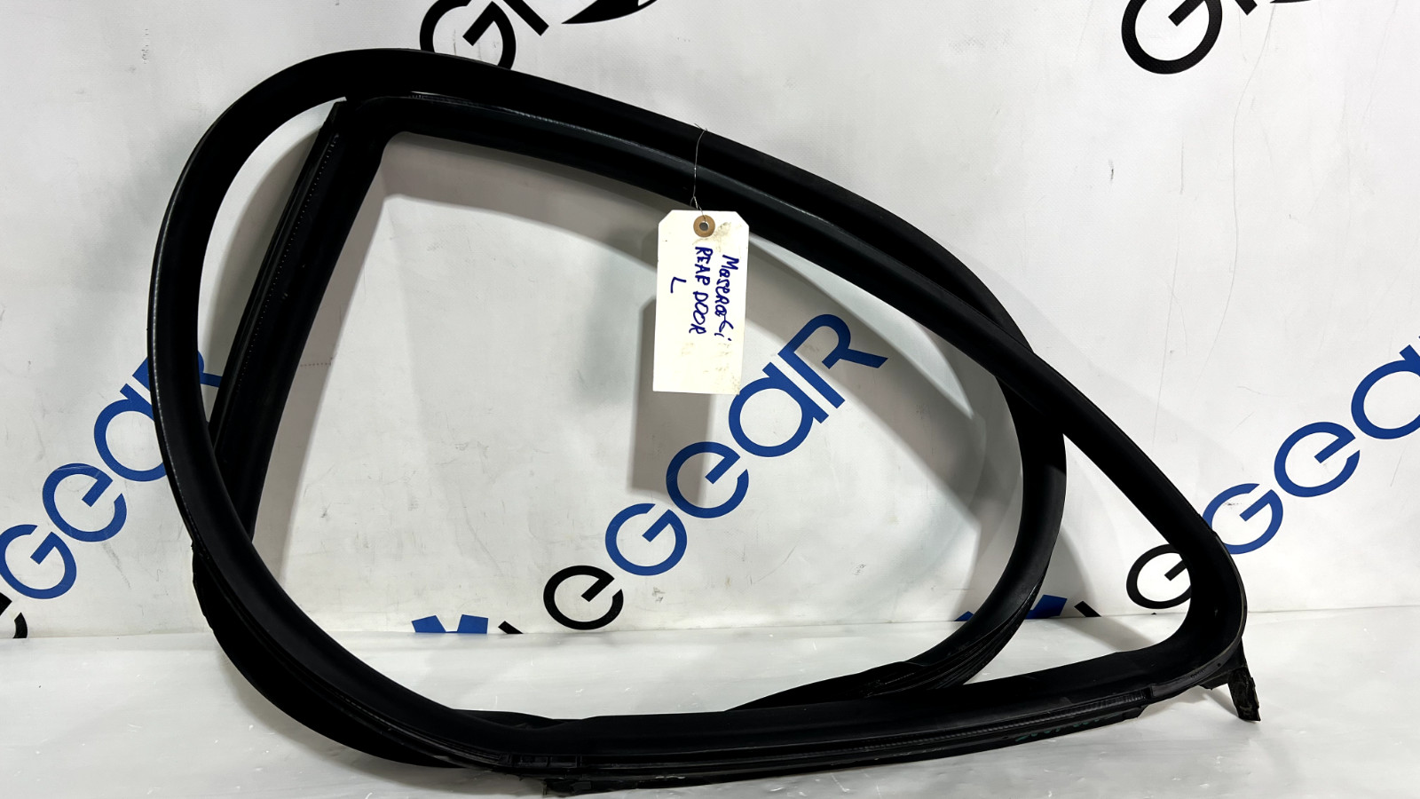 ⭐ 14-21 Maserati Quattroporte Rear Door Body Rubber Weatherstrip Gasket Seal Oem