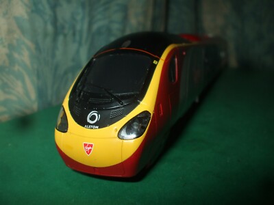 HORNBY VIRGIN PENDOLINO DRIVING CAR BODY ONLY - 69104 - No.1