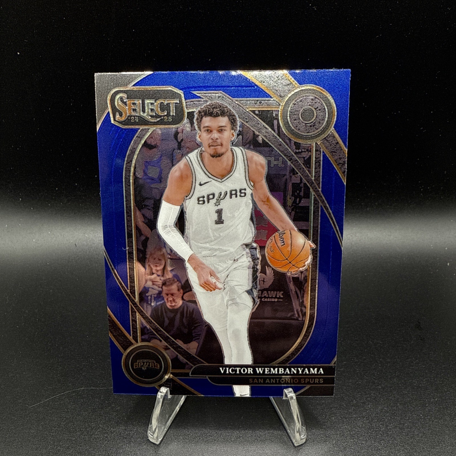 2024-25 Panini Select - Courtside Level Victor Wembanyama Blue Prizm Holo Rare