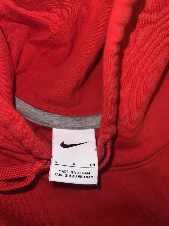 Nike Caitlin Clark #22 Indiana Fever Hoodie WNBA Rebel Edition Vermelho Tamanho Pequeno - Imagem 4 de 4