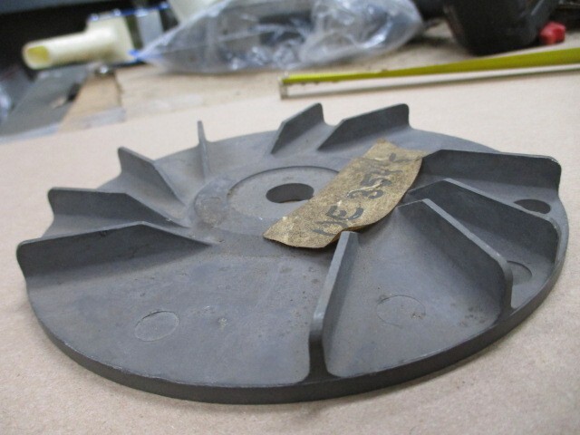 Rolls Royce Silver Shadow/Spur/Spirit & Bentley T1/2 Alternator Fan UE35485 NOS