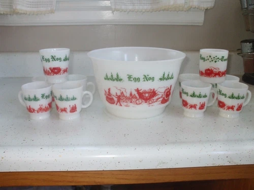 Vintage Hazel Atlas victorian seen cariage people/Egg Nog Punch Bowl Set 10 Cups