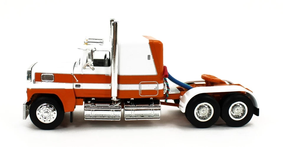 DCP 1:64 *WHITE & ORANGE* Ford LTL 9000 60" Flattop Semi Truck *NIB* - Image 2 of 4