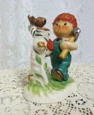 Goebel Redhead Charlot BYJ 10 Springtime Boy Building a BIrdhouse Figurine TMK4