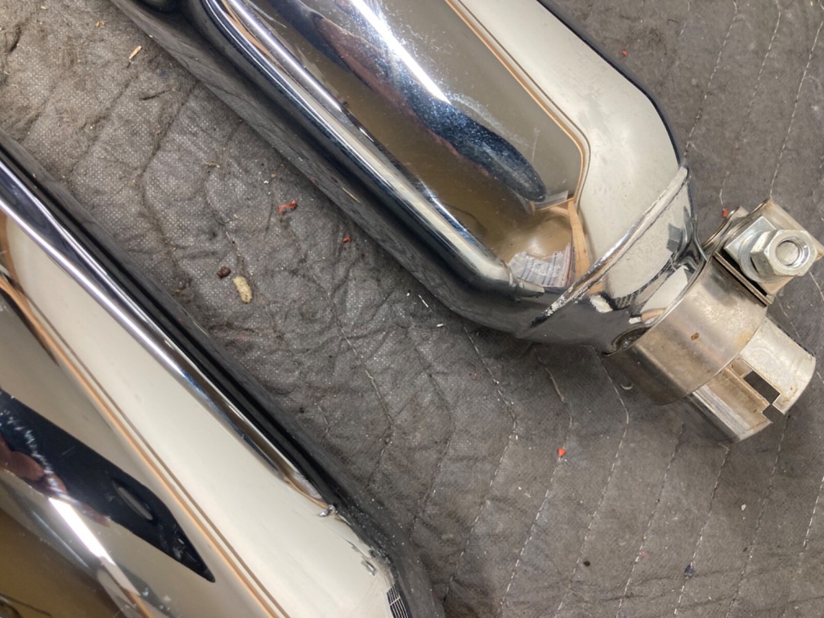 Harley Davidson OEM Stock Exhaust Mufflers 65846-10A & 65538-09 