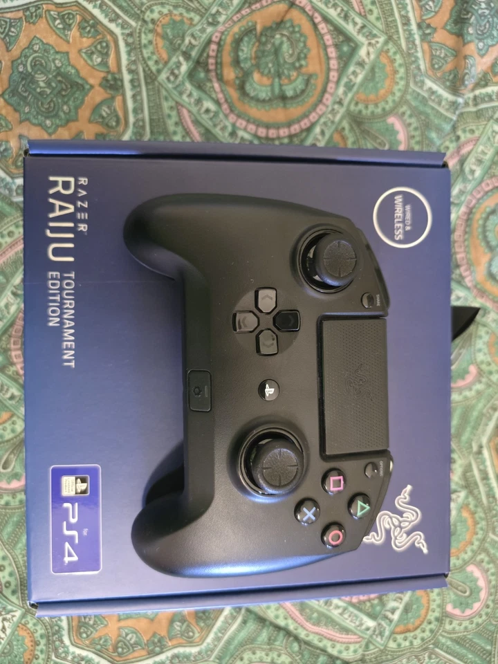 Razer Raiju Tournament Edition Controller da Gaming per PC/PlayStation4 -Ner0 - Immagine 3 di 3