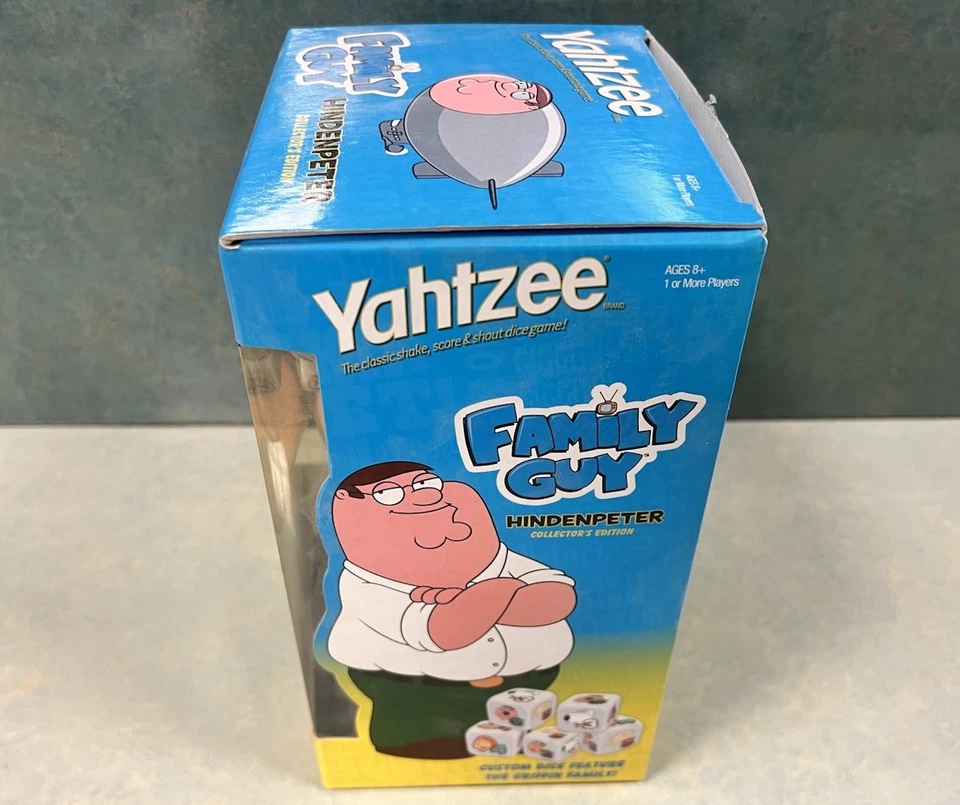 FAMILY GUY Yahtzee Game Hindenpeter Collectors Edition 2011 Hasbro Open Box - Image 4 of 4
