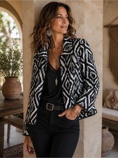 NEW Chico's Quilted Jacket Black  White Diamond ikat Pattern Open Front Medium