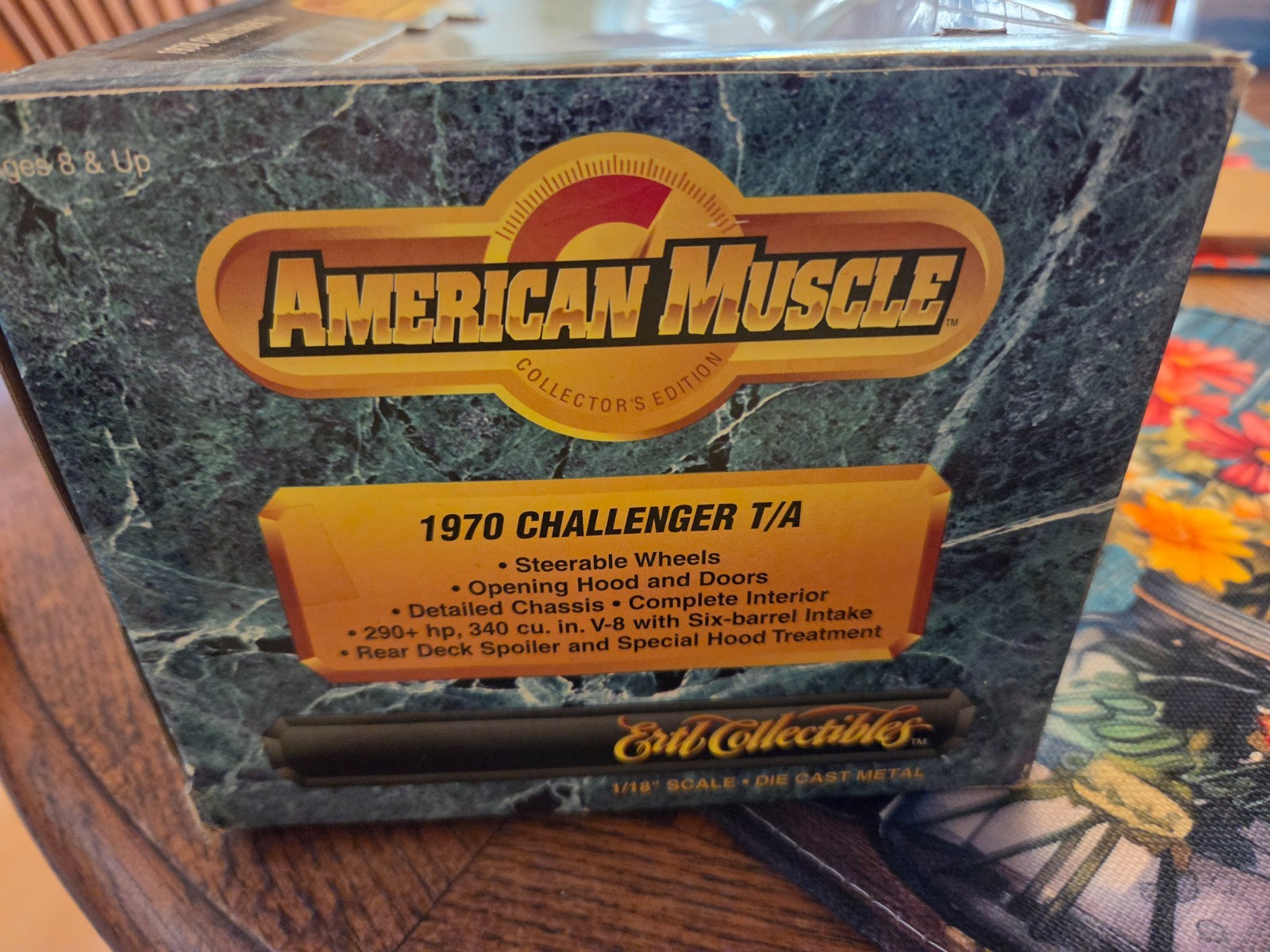 Ertl 1970 Dodge Challenger R/T American Muscle 1:18 Die Cast New in Box ...