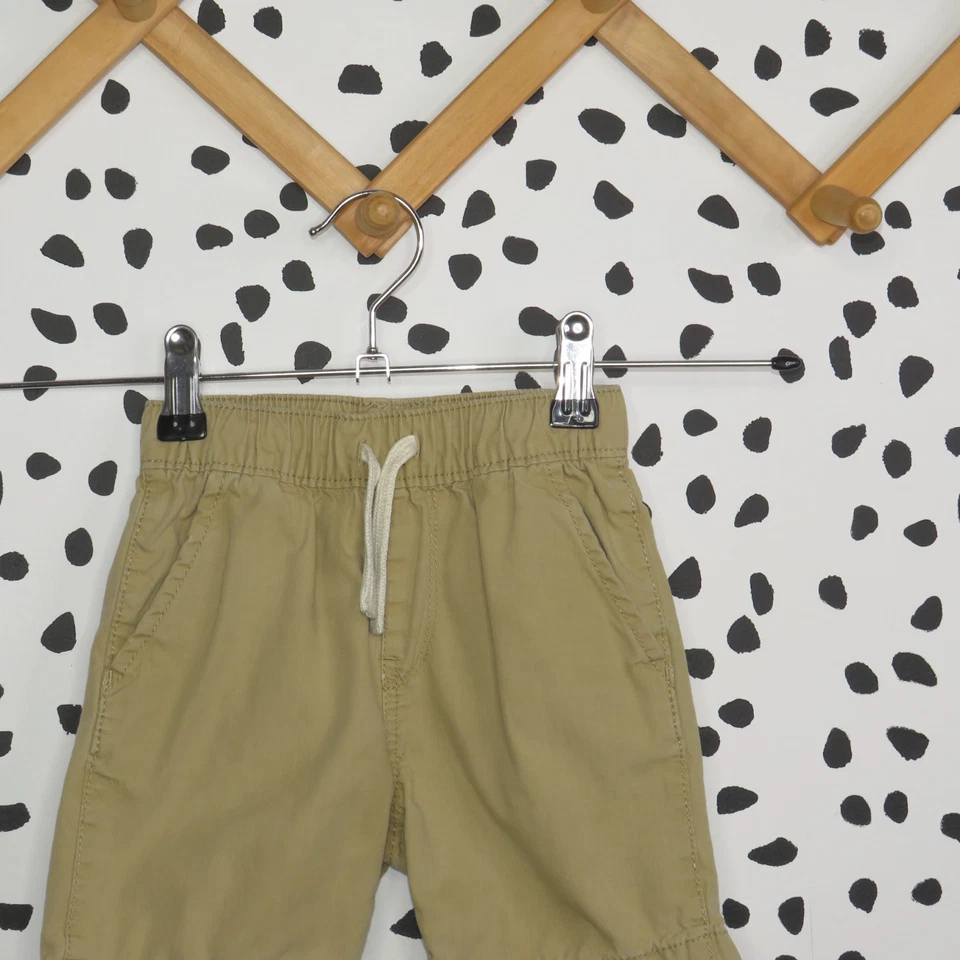 Shorts com cordão The Children’s Place cáqui 100% algodão infantil masculino tamanho 3T - Imagem 3 de 4