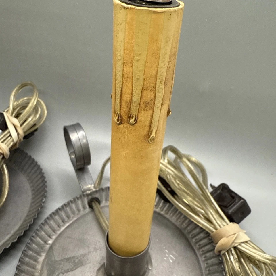 "Candelabro prensado eléctrico vintage colonial primitivo de hojalata luz 5,25 x 7,75""" Foto 3 de 4