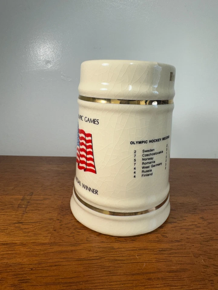 Taza ganadora medalla de oro hockey 1980 Juegos Olímpicos de Invierno EE. UU. Lake Placid de colección Foto 4 de 4