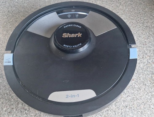Shark Matrix Plus 2-in-1 Robot Vacuum Cleaner & Mop - RV2620WKUK