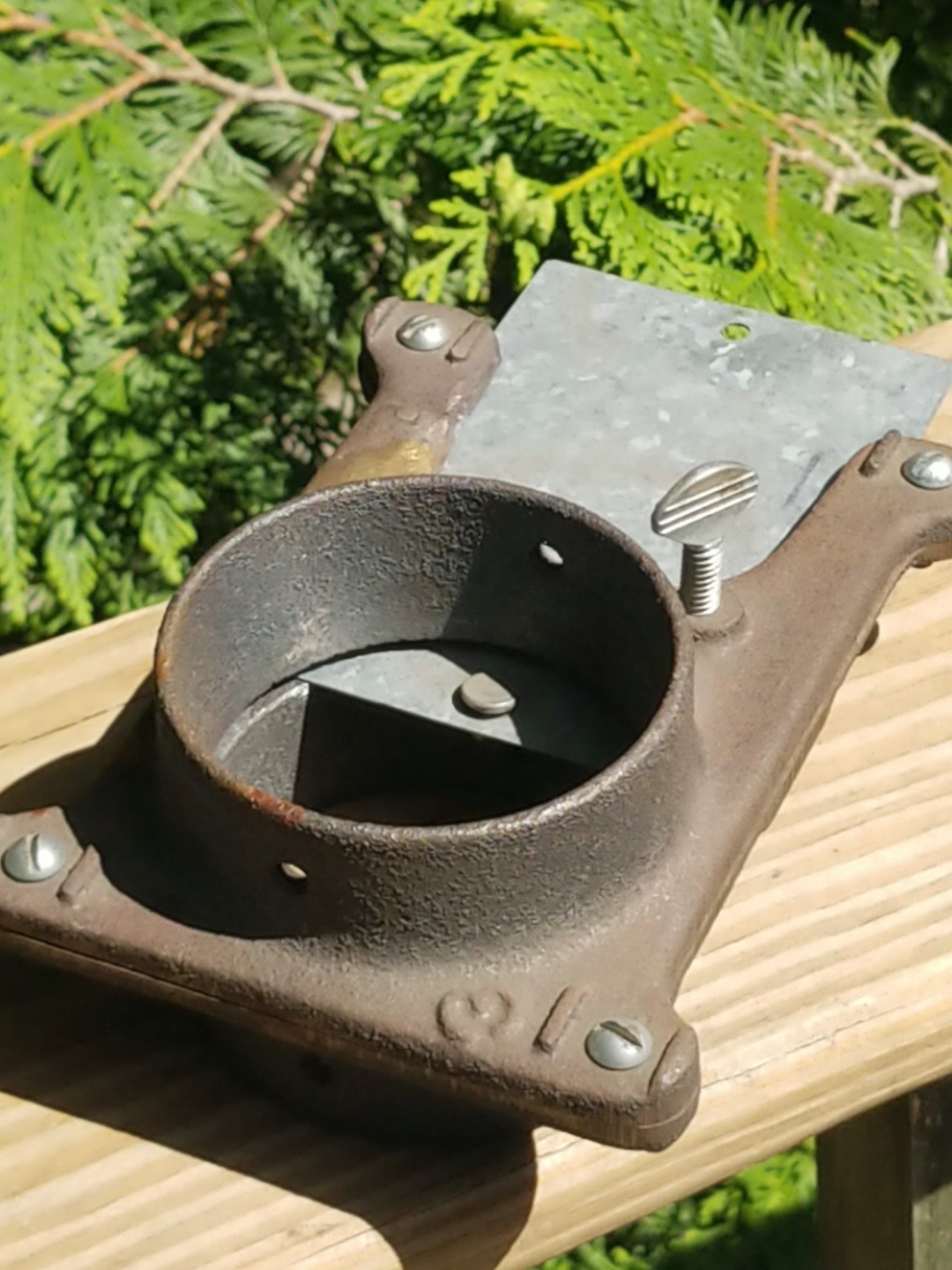 Picture 5 of 24