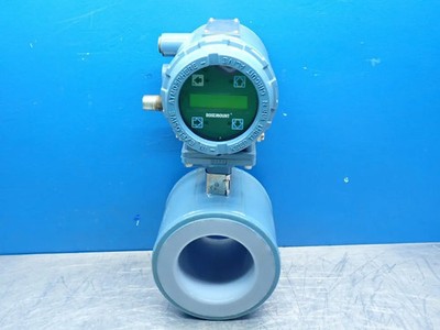 ROSEMOUNT 8732EMT2A1M4 DIGITAL FLOW METER TRANSMITTER   10251700644