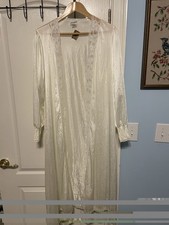 Vintage Delicates Robe Small New NWT