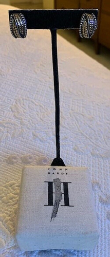 JOHN HARDY STERLING W/18KT GOLD DOT PIERCED EARRINGS IN ORIGINAL BOX - Picture 9 of 12