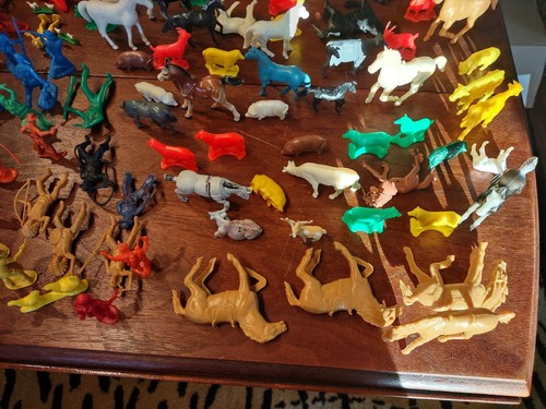 Vintage Louis Marx & Hong Kong and unmarked Plastic Cowboy & Indians & Animals - Picture 19 of 24
