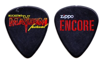 Rockstar Mayhem Festival Zippo Encore Gitarre Pick