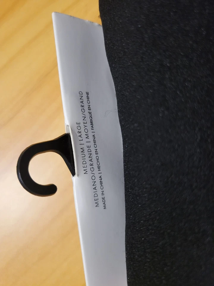 Medias sin pies forradas de terciopelo negro BCBGeneration nuevas medianas Foto 3 de 4