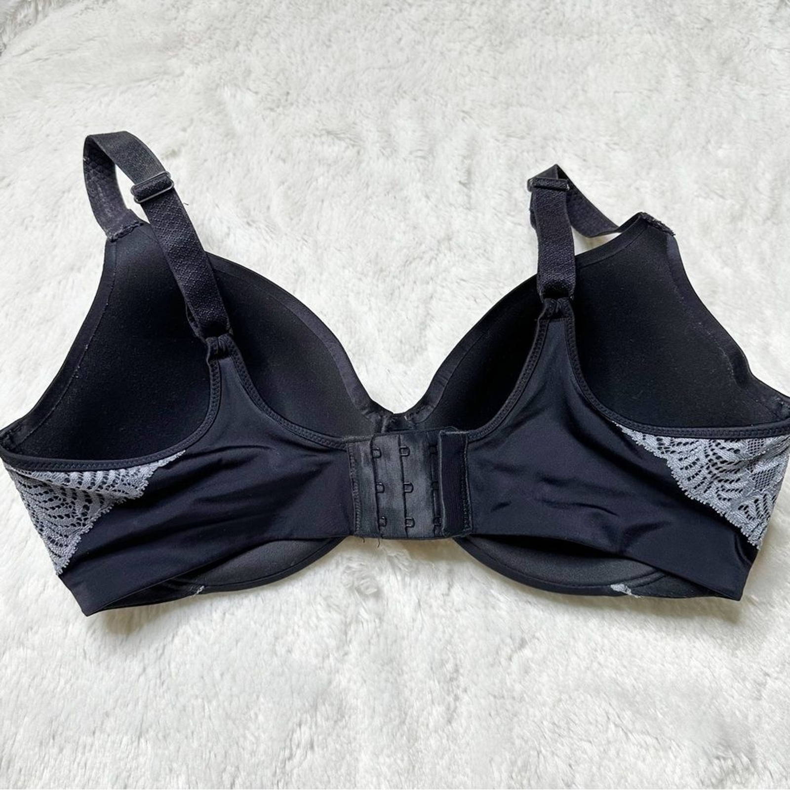 Vanity Fair Full Coverage Lightly Lined Underwire… - image 2