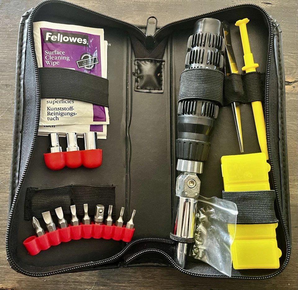 Fellowes Deluxe Computer Tool Kit Black Case - Image 2 of 2