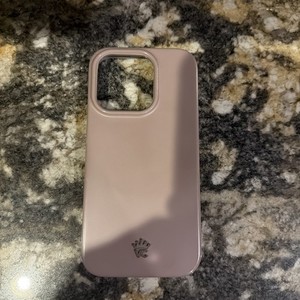 Velvet Cavuar iPhone 15 Pro  Cashmere Taupe
