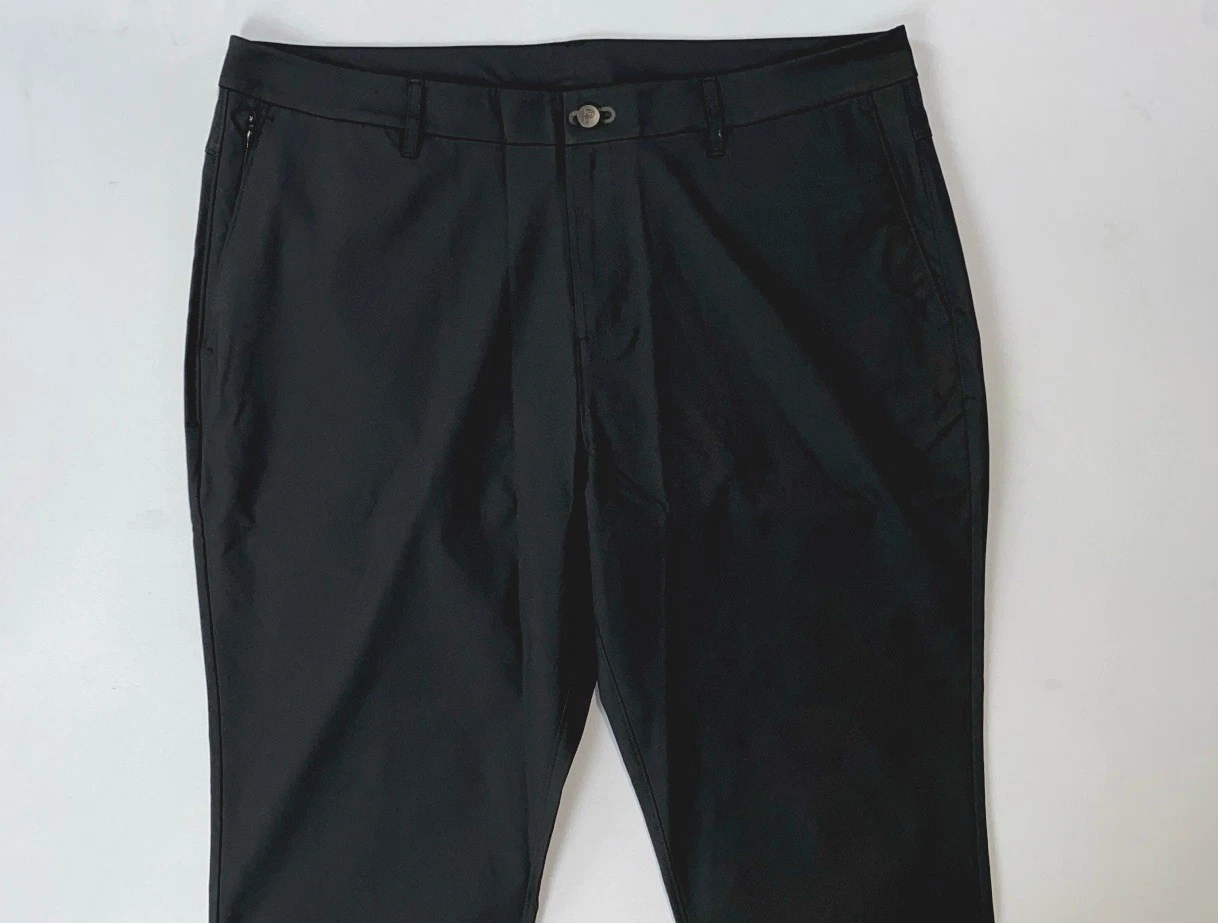 Public Rec Men's Dealmaker VIP Performance Tech Ankle Pants. Tag 44X28, NEW!