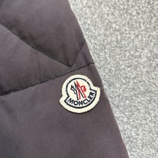 Moncler Beaumont Beige & Navy Puffer Jacket Size 5 L/XL 100% Authentic