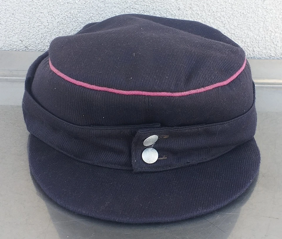Berretto Feldmutze M43 Feuerwehr (Pompieri) tedeschi anni '60 stesso mod. WW2 - Immagine 3 di 4
