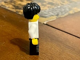 LEGO BUSINESS CARD MICHAEL PRATT MINIFIGURE SDCC VERY RARE!