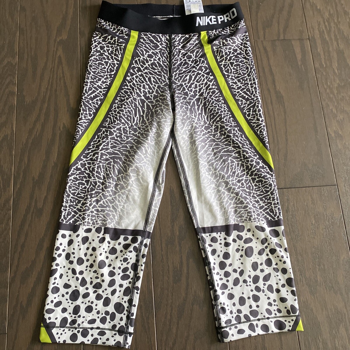 Nike Core Pro Safari Capri Running Tights Dri Fit 638204-100 Leopard Medium EUC | eBay