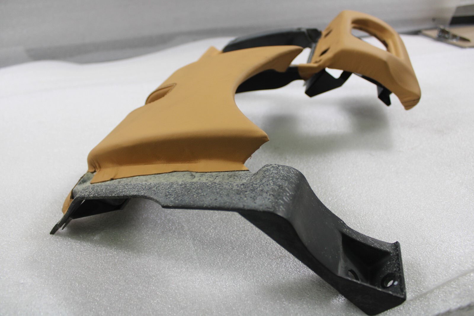 Ferrari 599 GTB, LH, Left, Dash Face Panel, Tan, Used, P/N 69157900