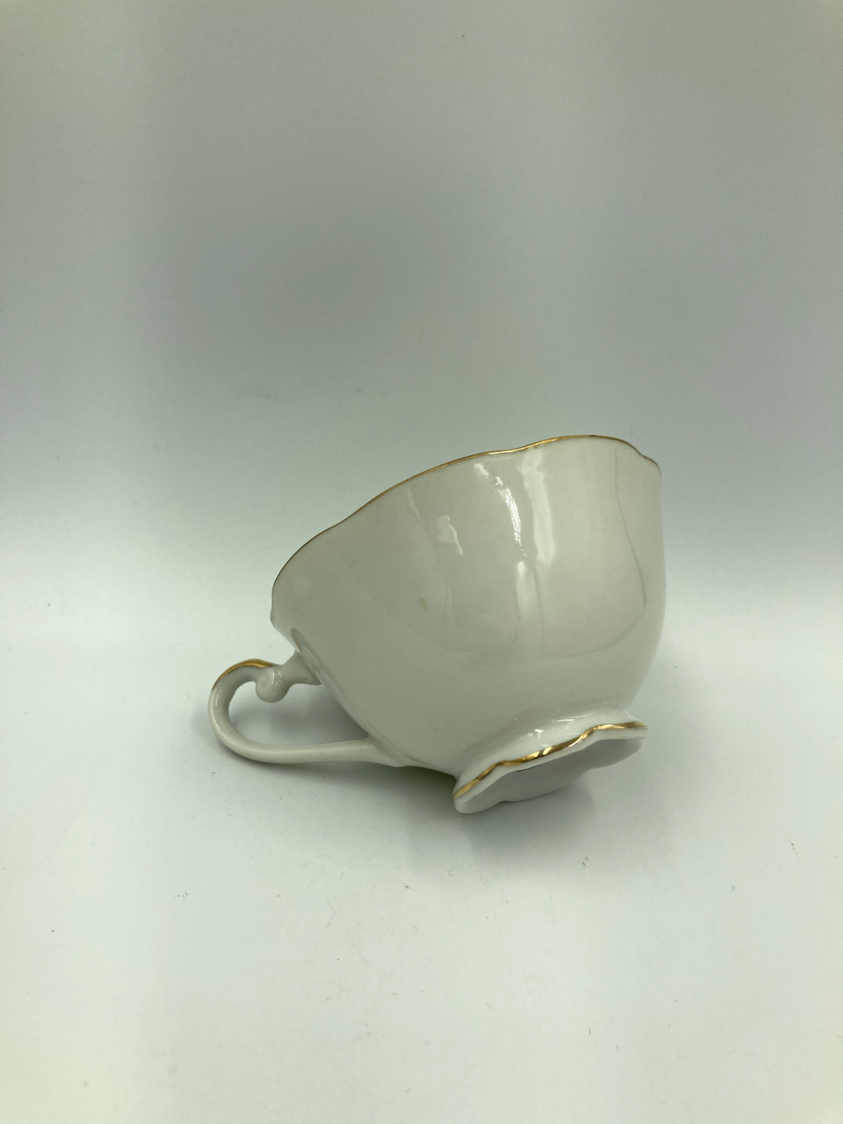 FOUR sets vtg cups/plates - 8 pcs/4 diff hand painted HI flowers/~50s japan NICE