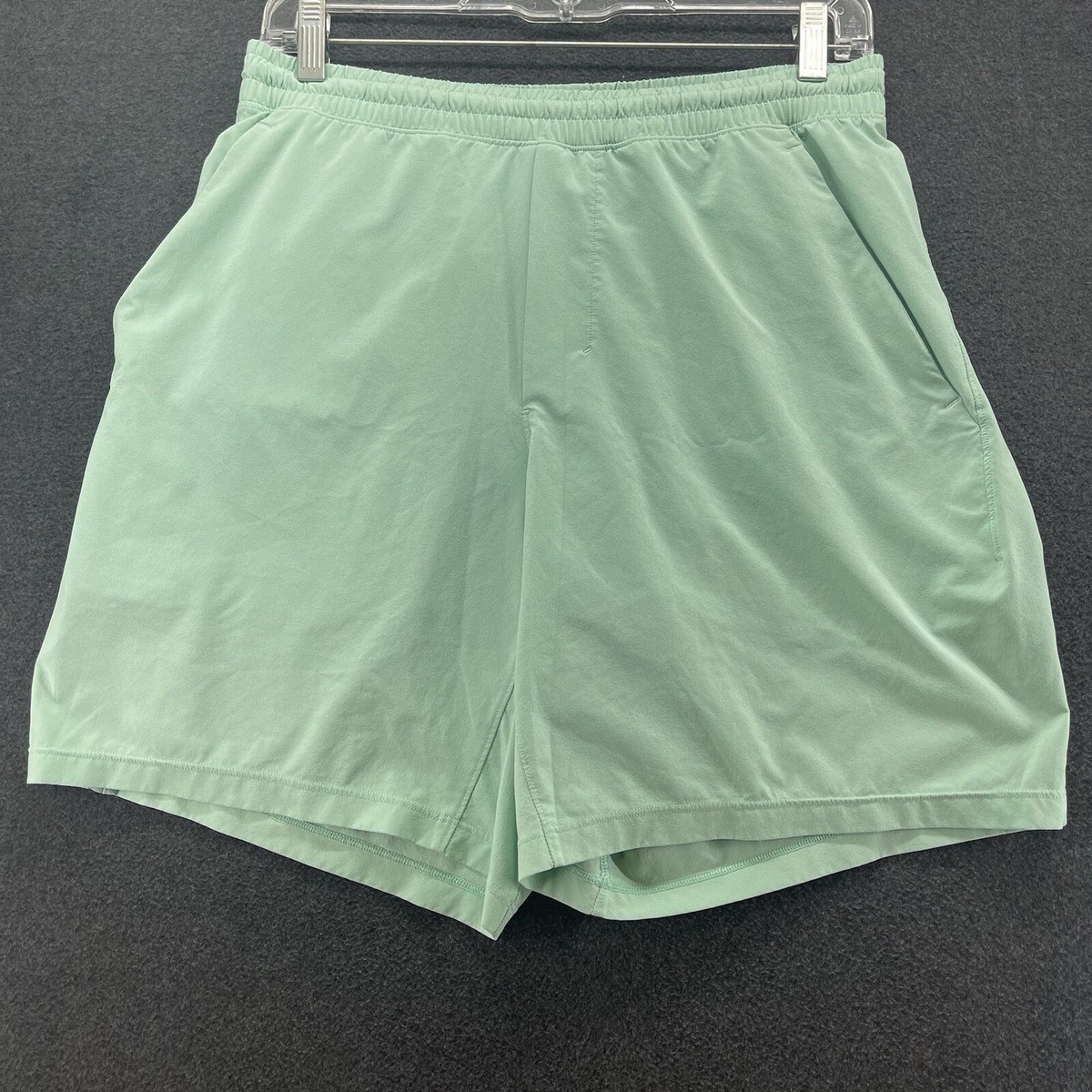 Lululemon Shorts Mens Medium Green Pace Breaker Lined Wild Mint Activewear  Gym