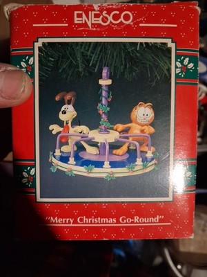 VTG Enesco Garfield Merry Christmas Go-Round Ornament NIB GDJ-P-24