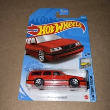 Hot Wheels 2020 Volvo 850 Estate 43/250 Factory Fresh 2/10 Mettel Diecast GRY26