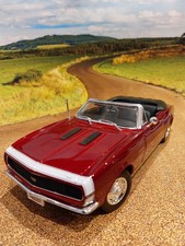 1:18 Maisto 1967 Chevrolet Camaro SS396 Convertible (Red)