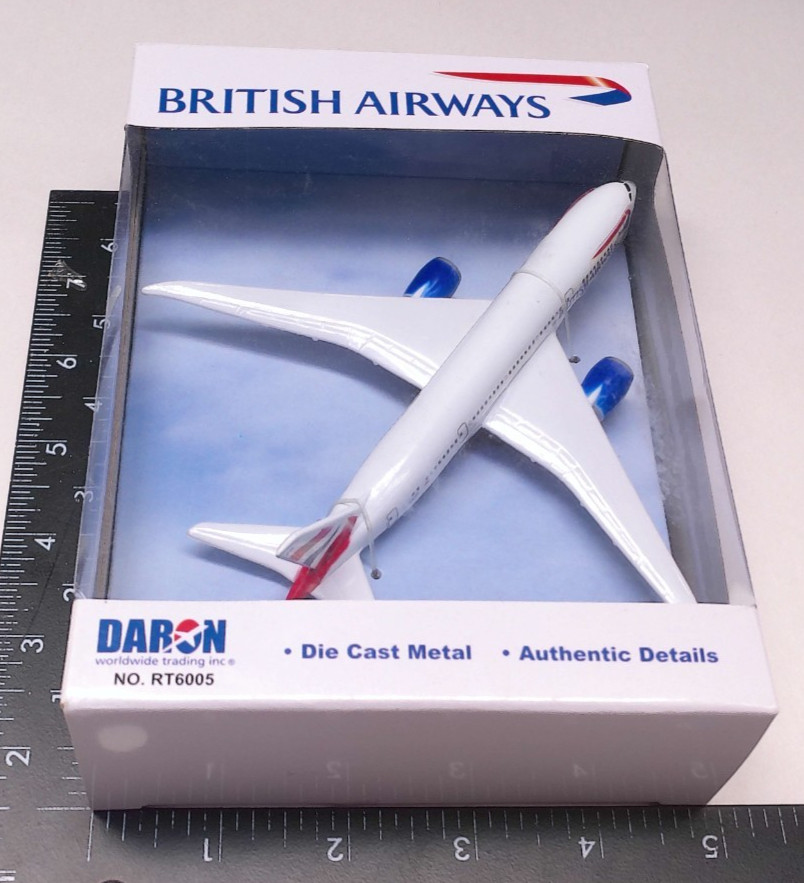 British Airways Diecast Commercial Jet Airplane by Daron RT6005 NEW Old Stock