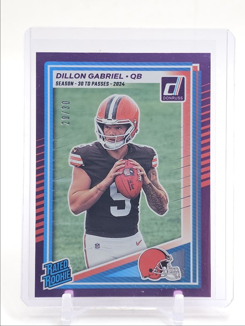 DILLON GABRIEL 2025 DONRUSS RATED ROOKIE STAT LINE BROWNS RC /30 Q1977